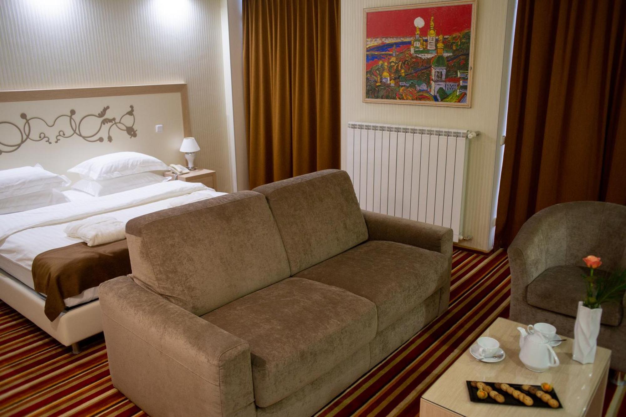 Pushcha Congress Hotel Kyiv Room photo